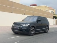 Used 2017 Range Rover Vogue SE for sale in Dubai